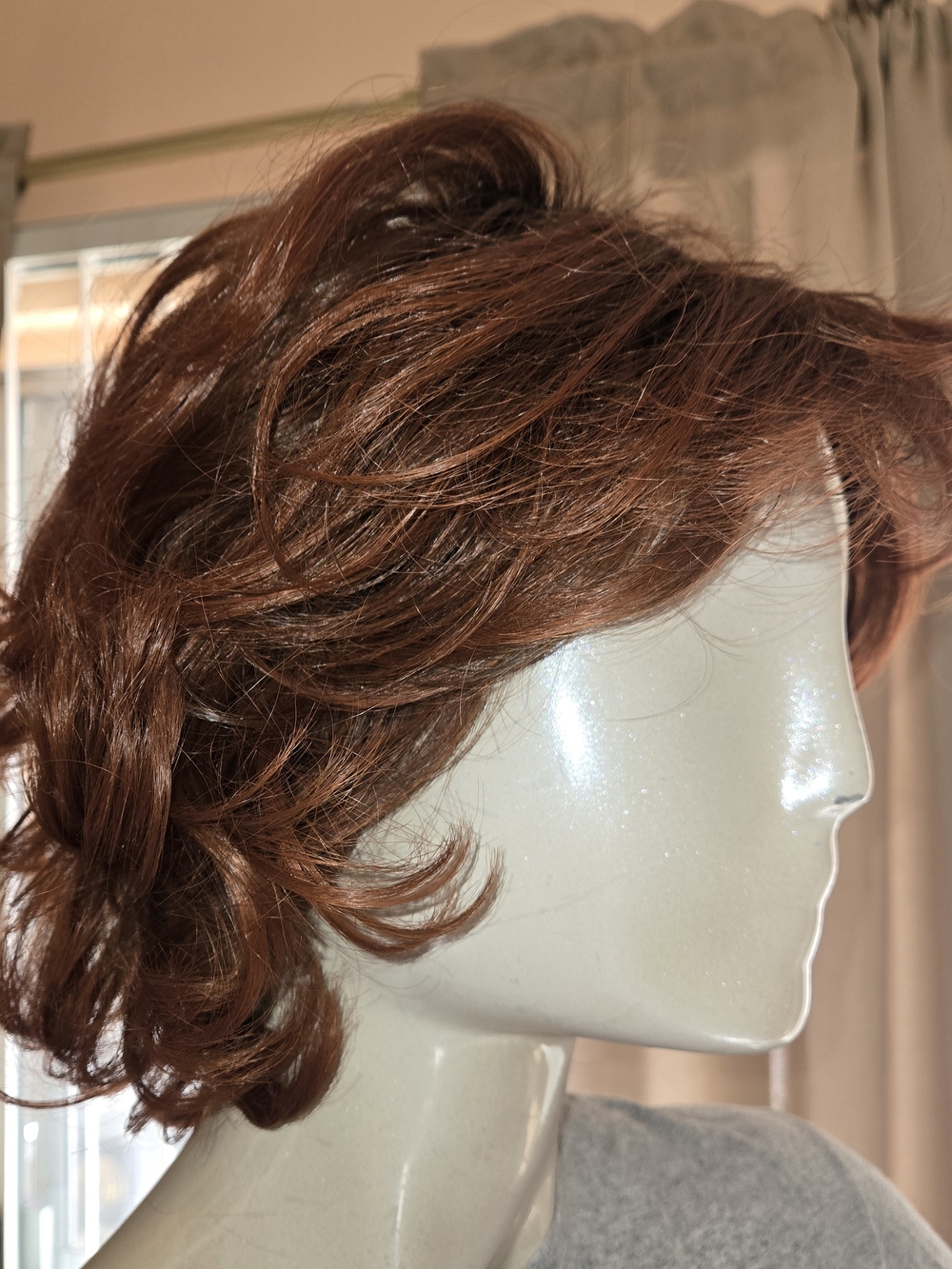 Toni Brattin Auburn Copper Red Curly Synthetic Wig Layered Short Bob Voluminous